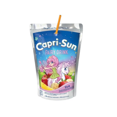CAPRI-SUN Fairy Drink, fruit beverage - combina i sapori di banana, mela, limone e fragola, offrendo un'esperienza gustativa fruttata e delicata, ideale per i più piccoli. 200ml