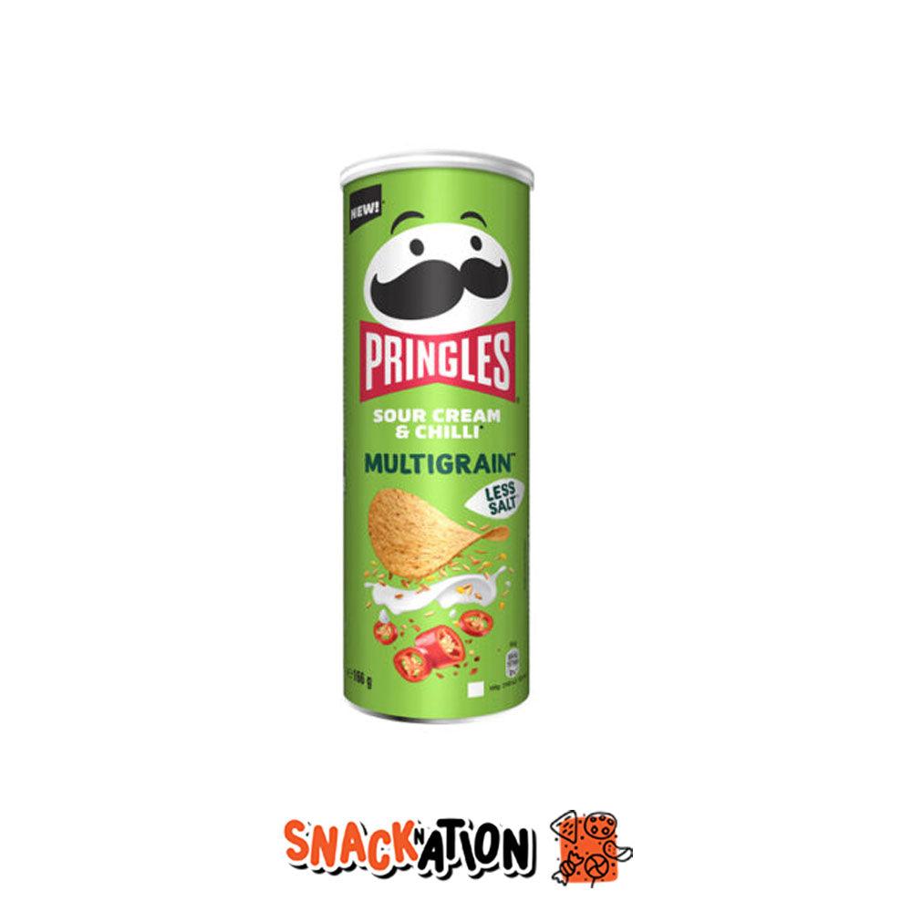 PRINGLES Multigrain Sour Cream & Chilli – Patatine Multicereali con meno sale al gusto di Panna acida e peperoncino 166 gr - Snackation